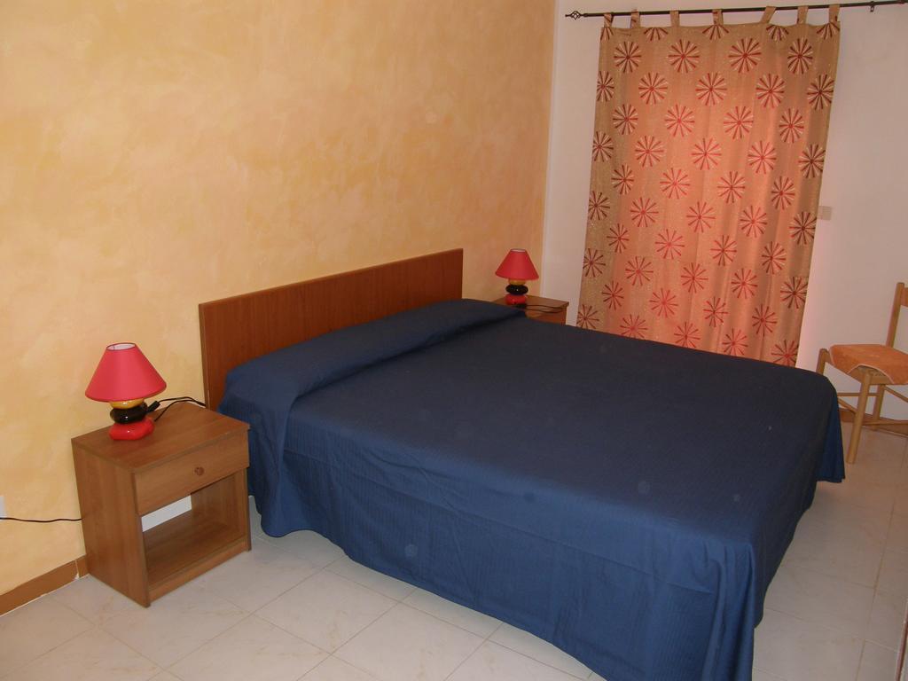 Isola Rossa Appartamenti Standard Ngoại thất bức ảnh